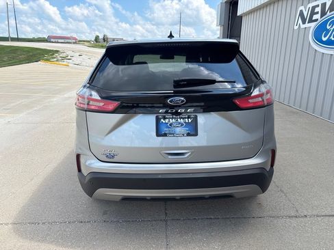 Certified 2024 Ford Edge SEL w/ Convenience Package AWD/4WD image 6