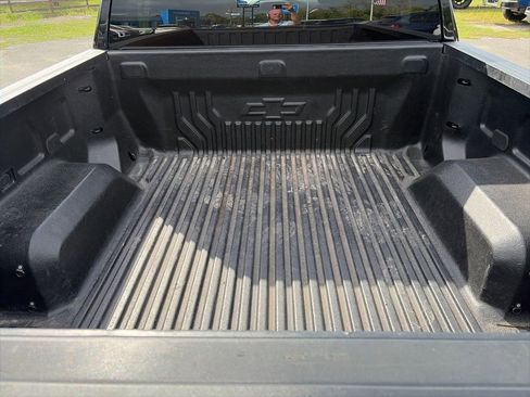 Used 2024 Chevrolet Silverado 1500 Custom Trail Boss AWD/4WD image 8