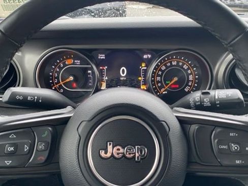 Used 2023 Jeep Wrangler Sport S w/ Cold Weather Group image 30