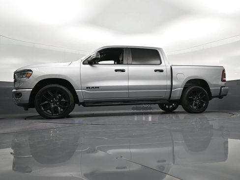 Used 2024 RAM 1500 Laramie AWD/4WD image 31