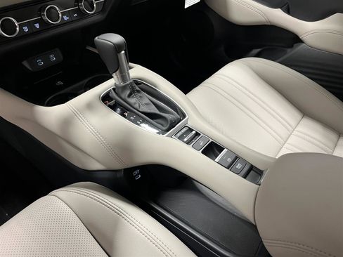 New 2027 Honda HR-V EX-L image 16