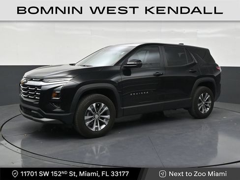 Used 2025 Chevrolet Equinox LT w/ Safety and Technology Package FWD image 1