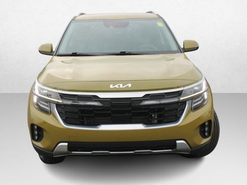 Used 2024 Kia Seltos SX w/ SX Sunroof Package image 10