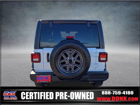 Used 2024 Jeep Wrangler Sport S image 7