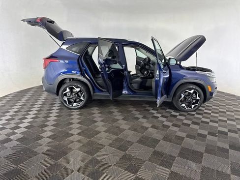 Certified 2024 Kia Seltos EX AWD/4WD image 15