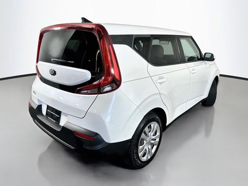 Used 2020 Kia Soul LX FWD image 7