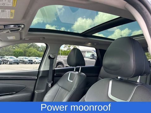 Used 2022 Hyundai Tucson Limited image 15