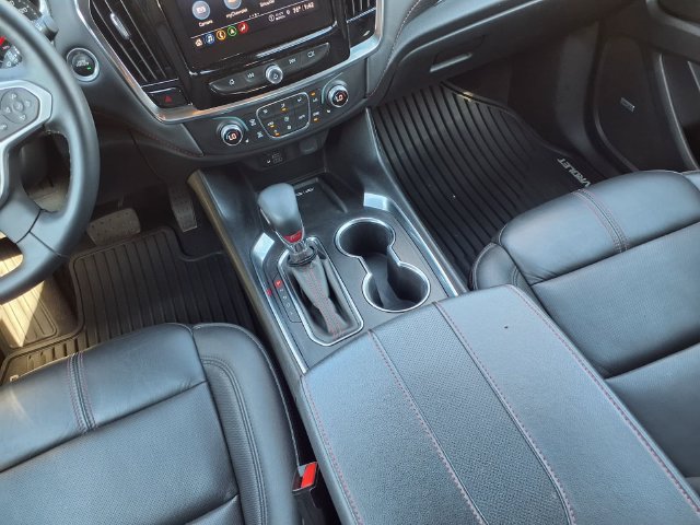 Used 2023 Chevrolet Traverse RS AWD/4WD image 12