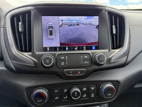 Used 2024 GMC Terrain AT4 w/ Tech Package AWD/4WD image 20