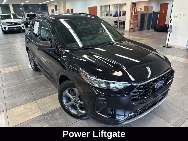 Used 2023 Ford Escape ST-Line w/ Tech Pack #1 AWD/4WD image 10
