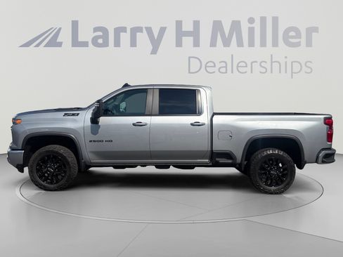 Used 2025 Chevrolet Silverado 2500 LT w/ All Star Edition AWD/4WD image 2