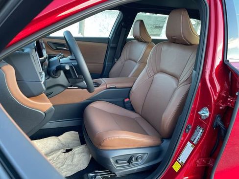 New 2026 Toyota Crown Signia image 6