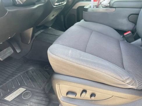 Used 2018 Chevrolet Silverado 1500 LT w/ Texas Edition AWD/4WD image 2