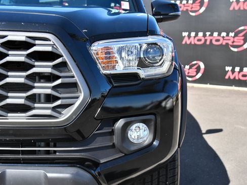 Used 2023 Toyota Tacoma TRD Off-Road w/ Technology Package image 11