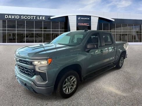 Used 2024 Chevrolet Silverado 1500 RST w/ Convenience Package II AWD/4WD image 3