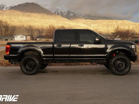 Used 2022 Ford F350 Lariat w/ Tremor Off-Road Package image 12