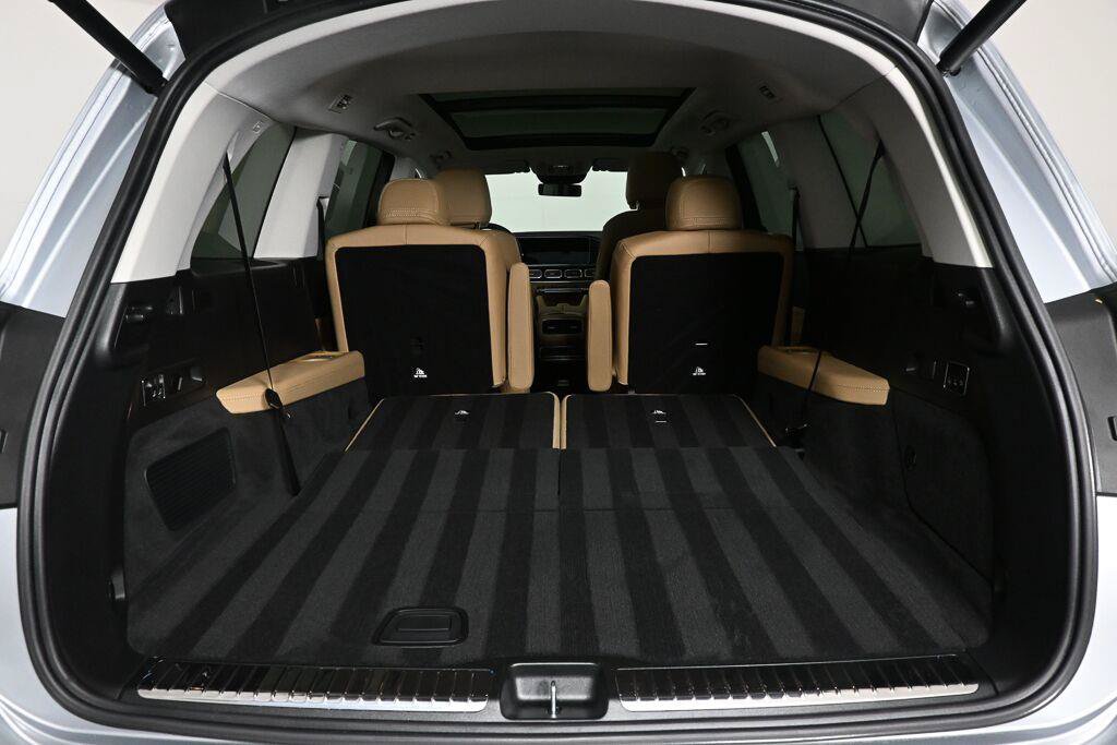 Certified 2026 Mercedes-Benz GLS 450 4MATIC image 30