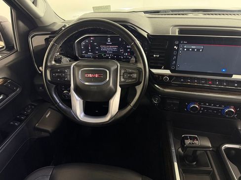 Used 2024 GMC Sierra 1500 Elevation w/ Elevation Premium Package AWD/4WD image 12