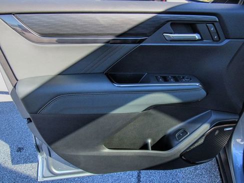 New 2026 GMC Acadia AT4 w/ Super Cruise Package image 13