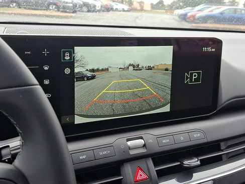 New 2025 Kia K4 EX image 12