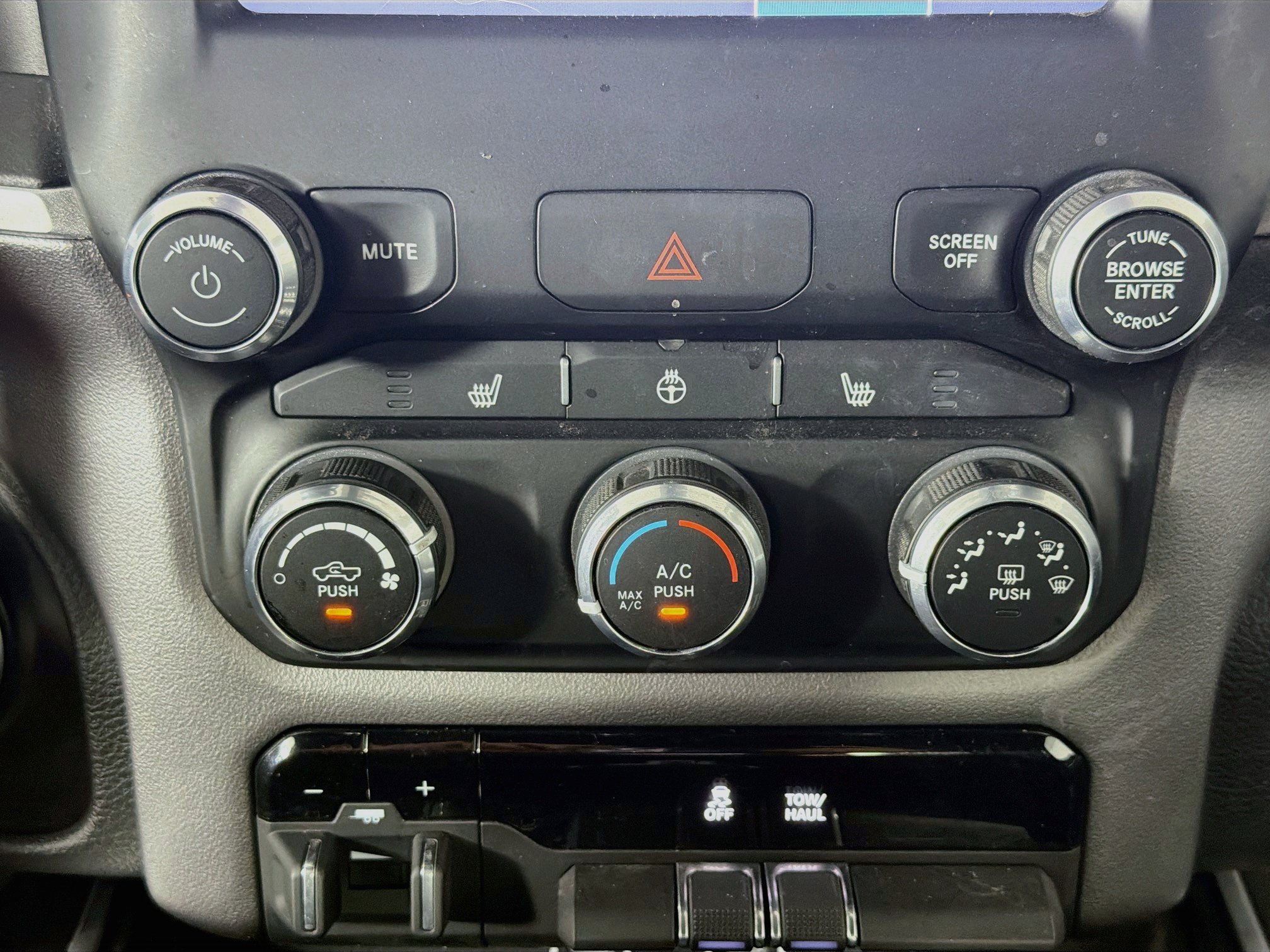 Used 2023 RAM 1500 Big Horn AWD/4WD image 23
