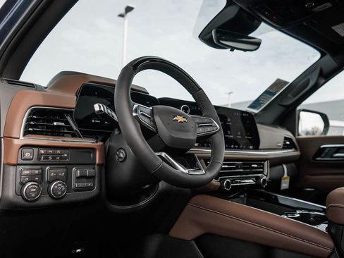 New 2026 Chevrolet Suburban High Country image 21