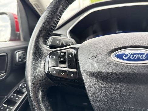 Used 2021 Ford Escape Titanium AWD/4WD image 20