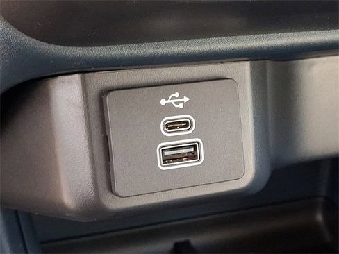 New 2025 Ford Maverick XL image 13