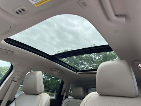 Used 2022 Lincoln Nautilus Reserve FWD image 19