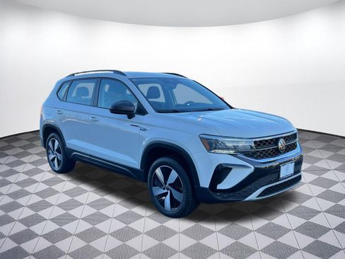 Certified 2024 Volkswagen Taos S image 7