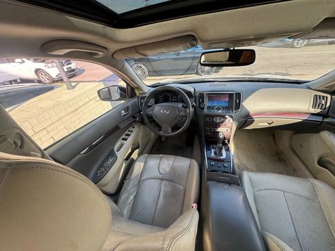 Used 2012 INFINITI G37 x Sedan w/ Premium Pkg image 22