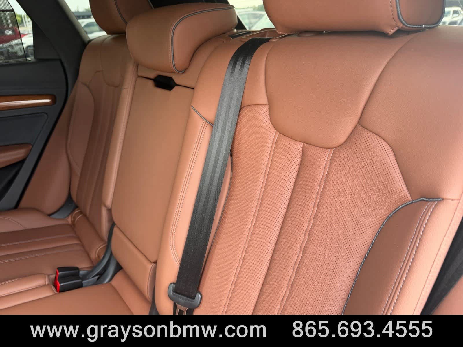 Used 2021 Audi Q5 Prestige w/ Prestige Package AWD/4WD image 16