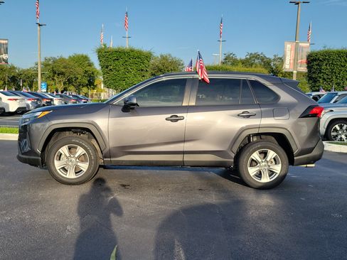 Used 2023 Toyota RAV4 XLE FWD image 7