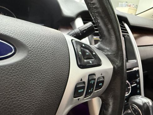 Used 2011 Ford Edge Limited w/ Canadian Touring Pkg AWD/4WD image 14