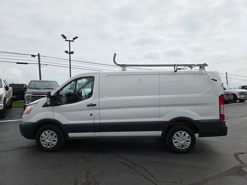 Used 2018 Ford Transit 150 130 Low Roof w/ Exterior Upgrade Package RWD image 3