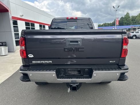 Used 2015 GMC Sierra 2500 SLT w/ Suspension Package, Off-Road AWD/4WD image 8