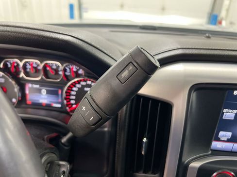 Used 2016 GMC Sierra 1500 SLE w/ SLE Value Package AWD/4WD image 12