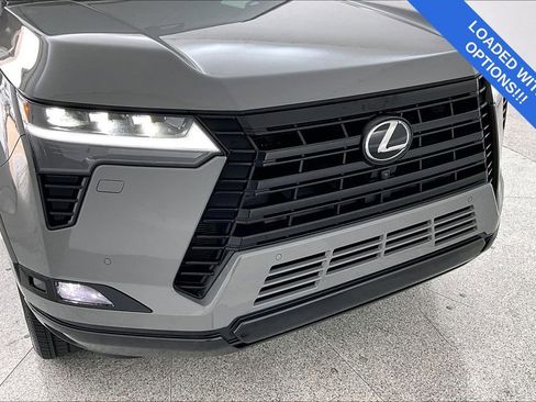 Used 2025 Lexus GX 550 image 37