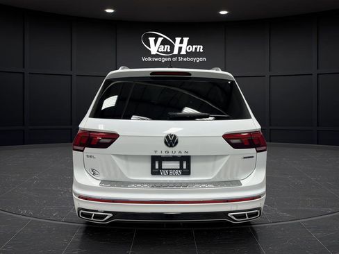 Used 2024 Volkswagen Tiguan SEL R-Line AWD/4WD image 6