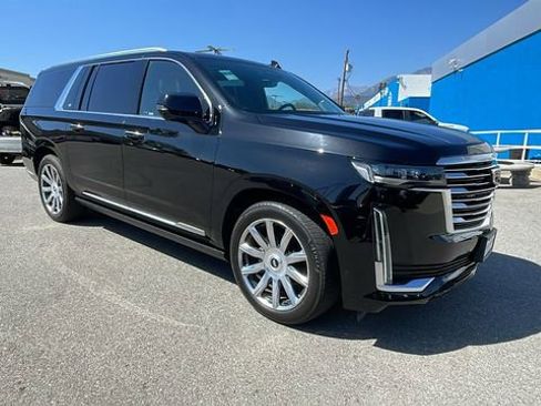 Used 2024 Cadillac Escalade ESV Premium Luxury Platinum AWD/4WD image 38