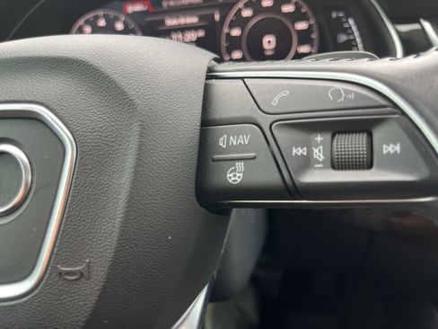 Used 2019 Audi Q7 3.0T Premium Plus w/ Premium Plus Package image 21