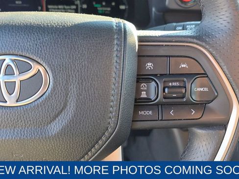 Used 2025 Toyota 4Runner TRD Off-Road image 15