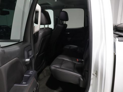 Used 2015 GMC Sierra 1500 SLT w/ All-Terrain Package AWD/4WD image 16