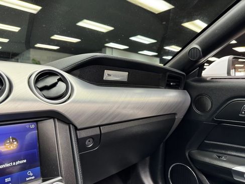 Used 2019 Ford Mustang Premium RWD image 27