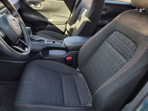 Used 2024 Honda HR-V Sport image 19