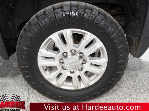 Used 2020 GMC Sierra 2500 Denali w/ Denali Ultimate Package AWD/4WD image 10