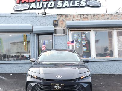 Used 2025 Toyota Camry LE