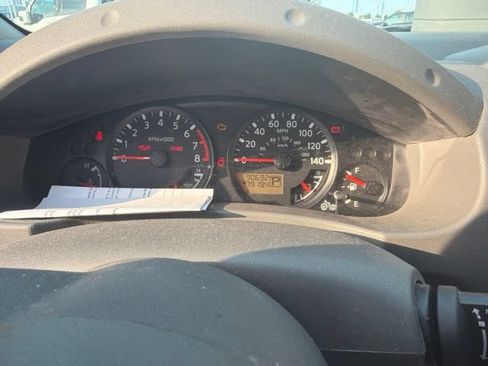 Used 2019 Nissan Frontier SV RWD image 3