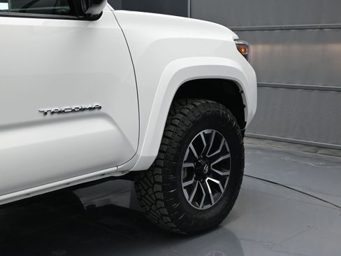Used 2022 Toyota Tacoma TRD Sport image 43