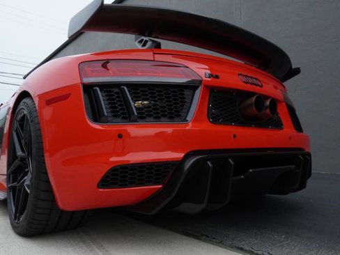 Used 2017 Audi R8 V10 plus image 47